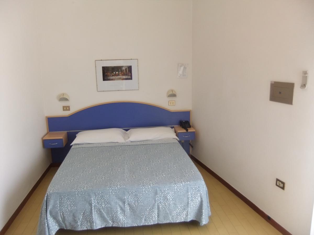 Hotel La Falena Cervia Eksteriør billede