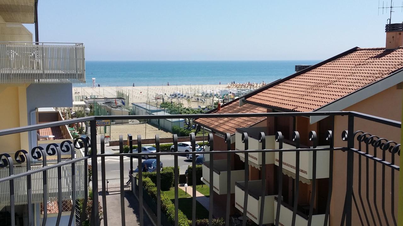 Hotel La Falena Cervia Eksteriør billede
